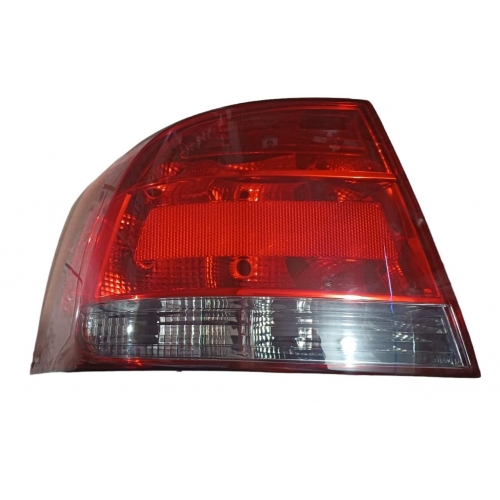 LANTERNA VOLKSWAGEN VOYAGE 2009/2013 FUNDO ESCURO ESQUERDO FITAM