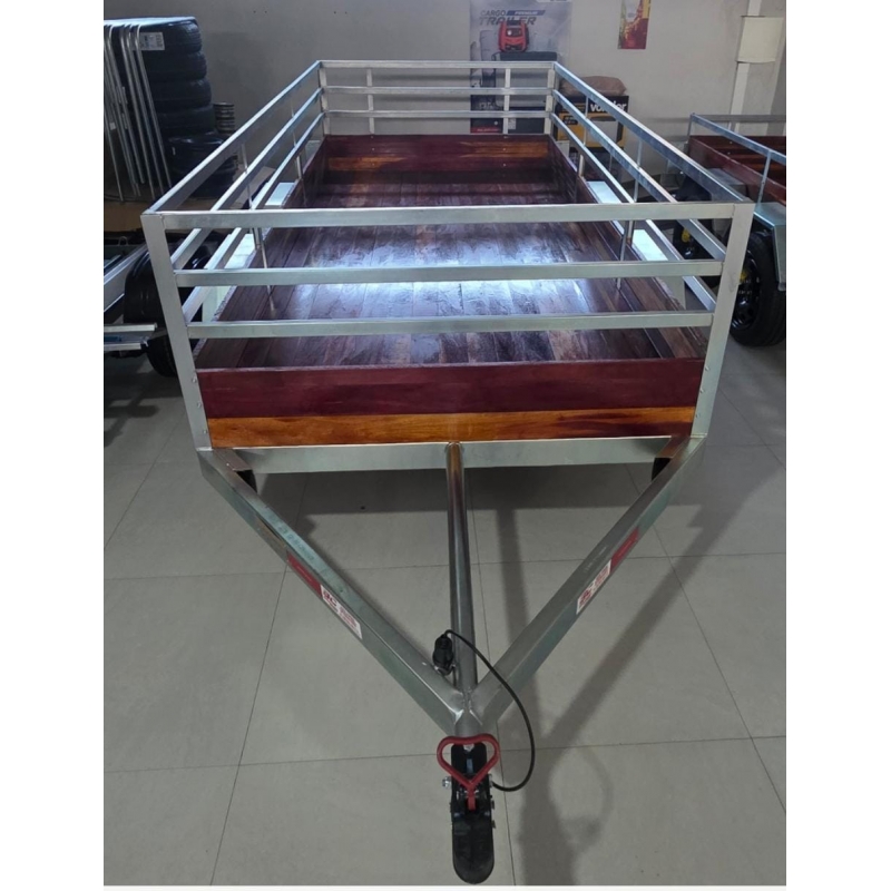 CARRETA FAZENDINHA TRUCADA GRADE 70cm 1,50X3,00 ATÉ 900KG